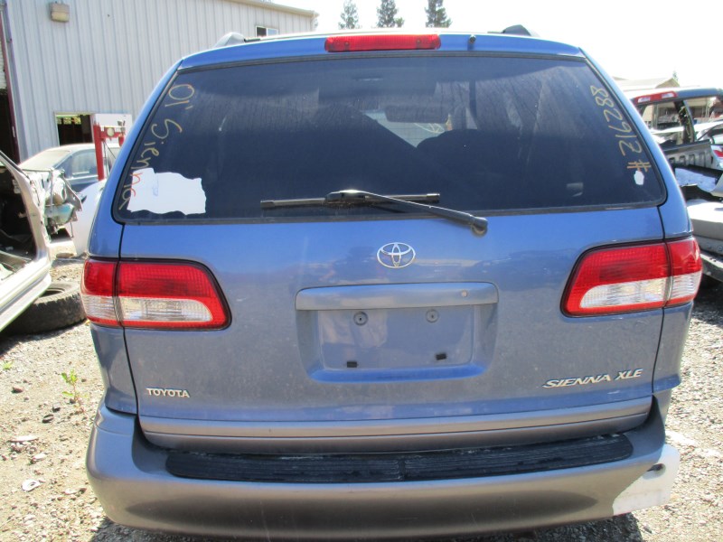 2001 TOYOTA SIENNA LE DENIM BLUE 3.0L AT Z16288 RANCHO TOYOTA RECYCLING